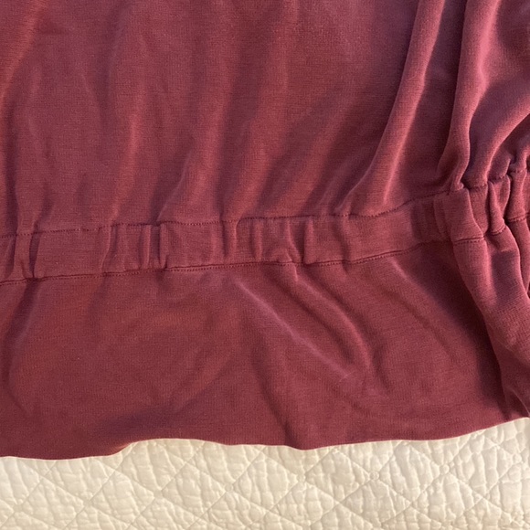 Blanc Noir hooded workout vest - Picture 11 of 11